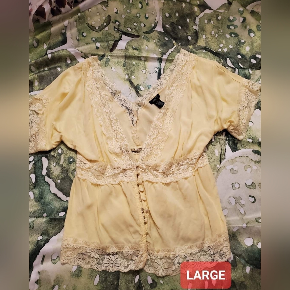 Yellow top